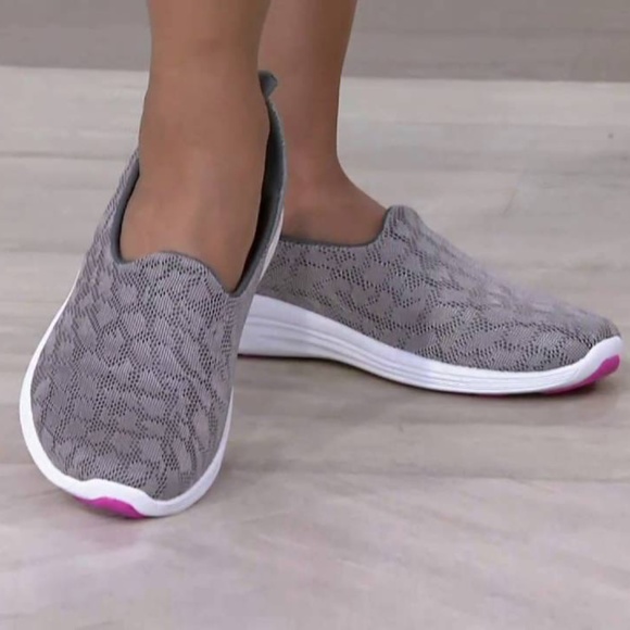 Hydra slip on sneaker Clearance